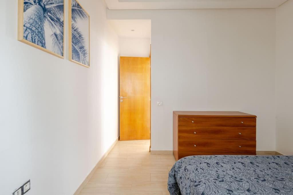 Beachfront Escape - Panoramic View And Spacious Terrace Skhirat